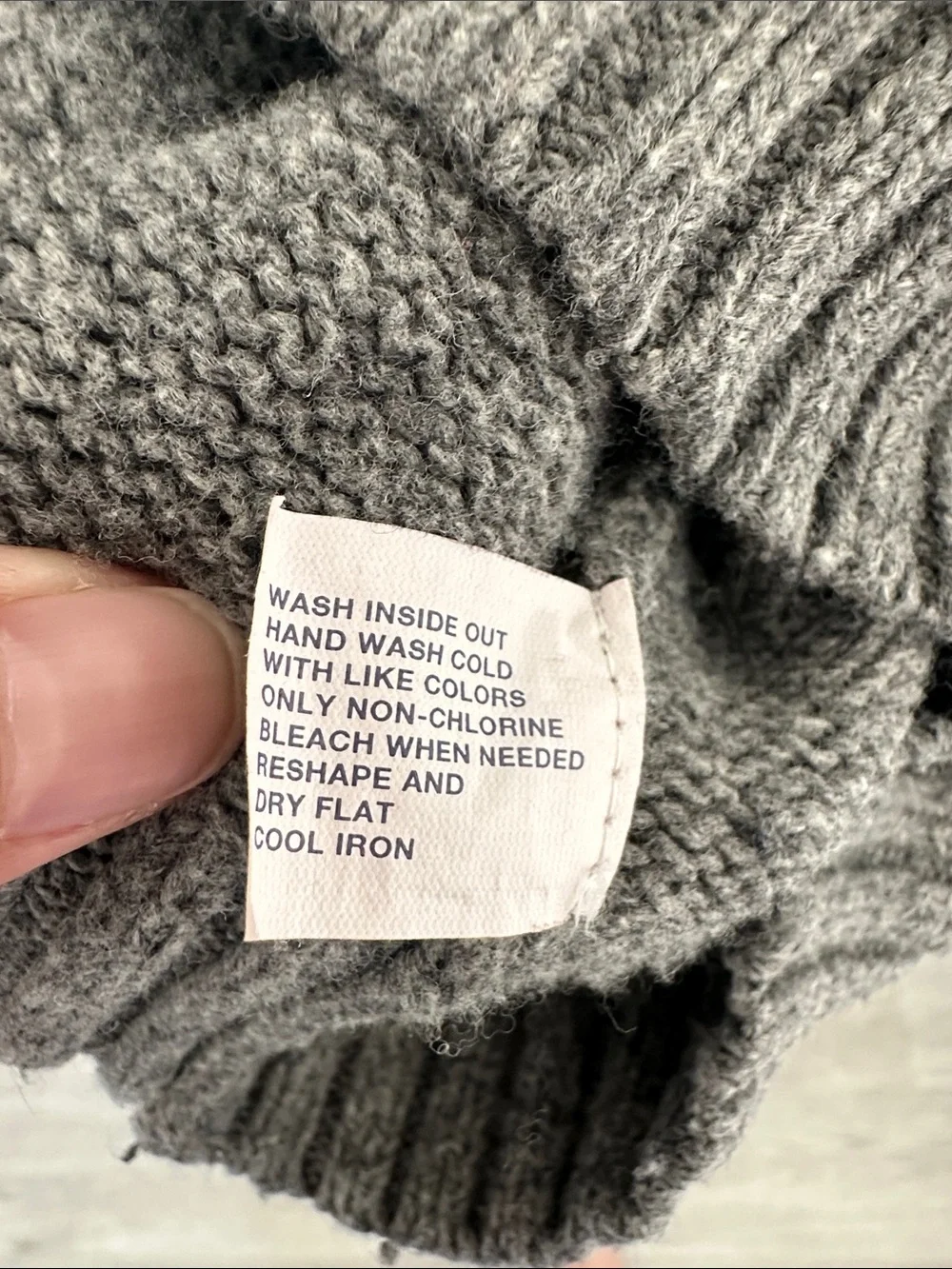 GAP classic crewneck